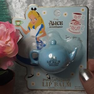 Disney Alice In Wonderland Limited Addition Lip Balm Teapot Vanilla  Scented NWT